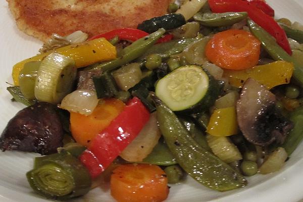 Baked Vegetables with Thyme Potatoes