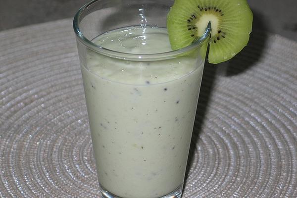 Banana and Kiwi Soft Drink