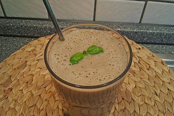 Banana Milkshake with Basil