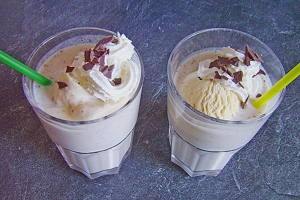 Banana Shake with Coconut Milk