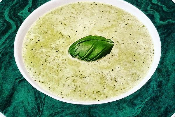 Basil Soup with Topping