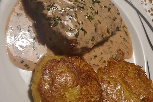 Beef Steaks with Mustard Tarragon Sauce