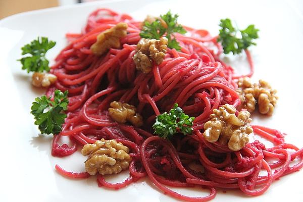 Beetroot Pasta with Walnuts