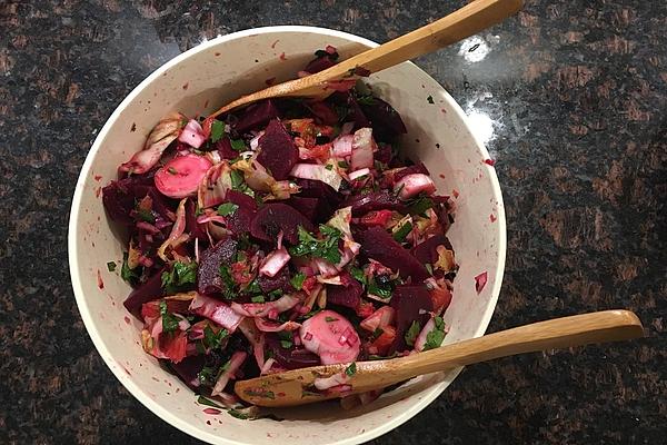 Beetroot Salad with Oranges and Olives