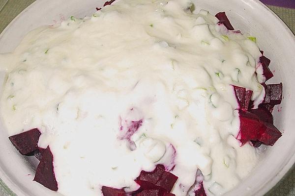 Beetroot Salad with Yogurt