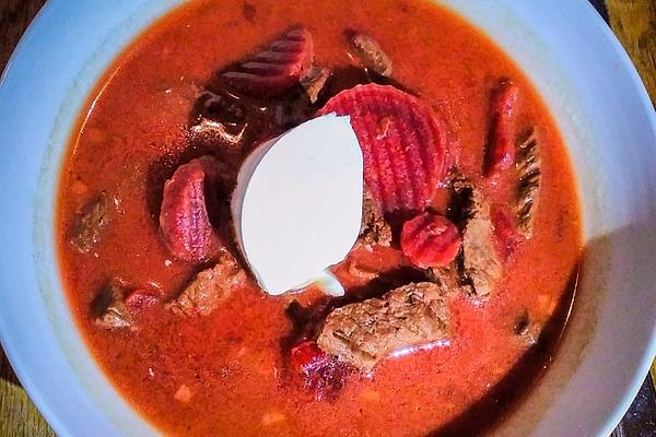 Beetroot Soup with Beef