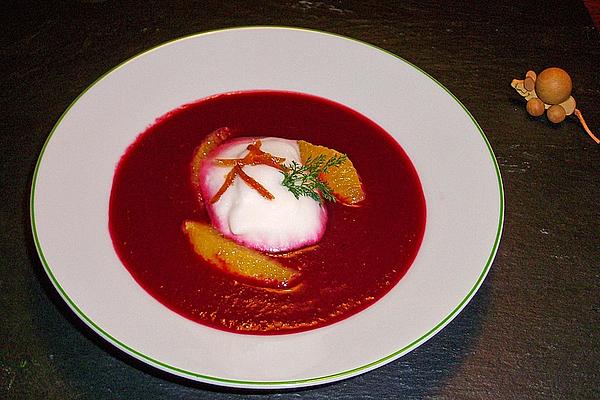 Beetroot Soup with Oranges and Milk Foam