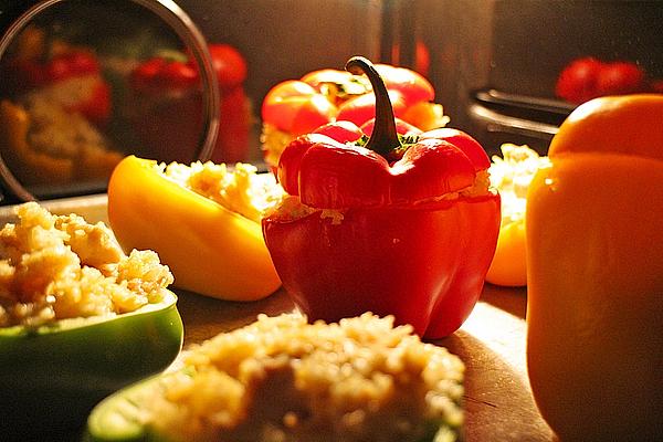 Bell Peppers with Poultry Curry Filling