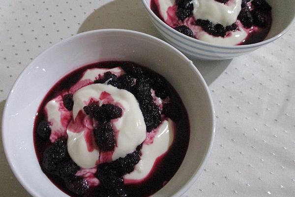 Berries with Vanilla Yogurt
