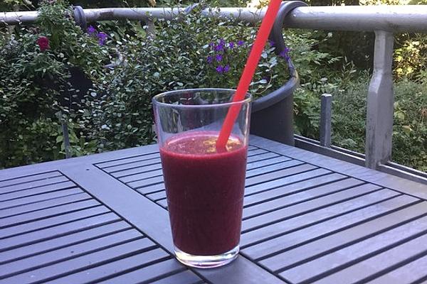 Berry and Banana Smoothie