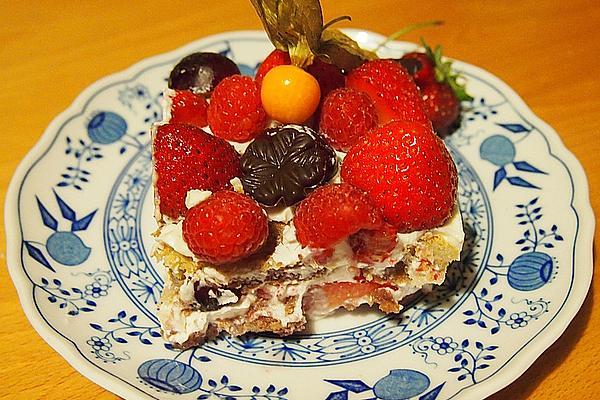 Berry Tiramisu with Yoghurt Buttermilk Cream