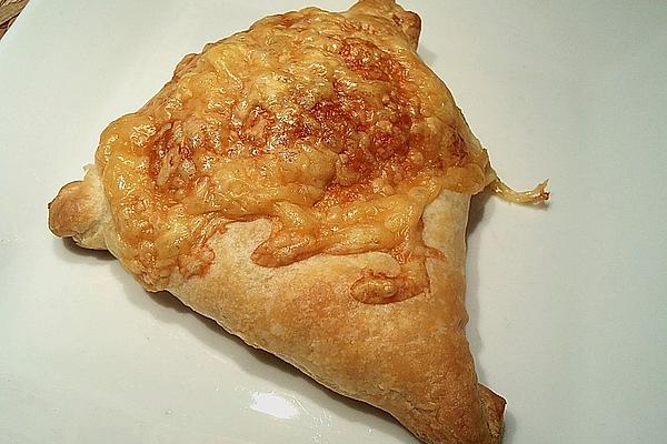 Bine`s Hearty Filled Puff Pastry Pockets