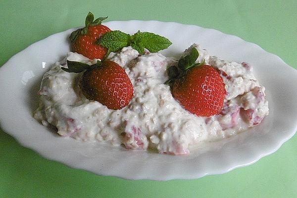 Bircher Muesli with Raspberries or Strawberries