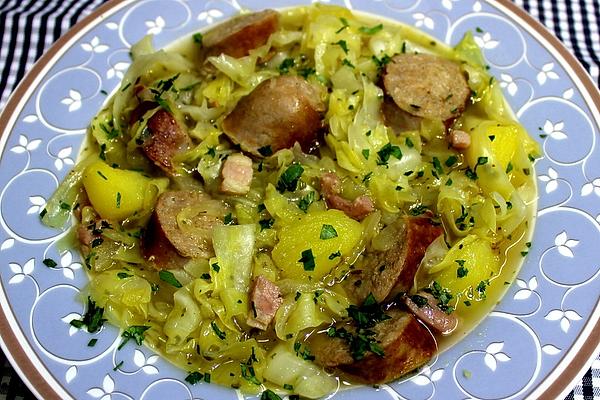 Birgy`s Pointed Cabbage Stew with Fresh, Coarse Sausage
