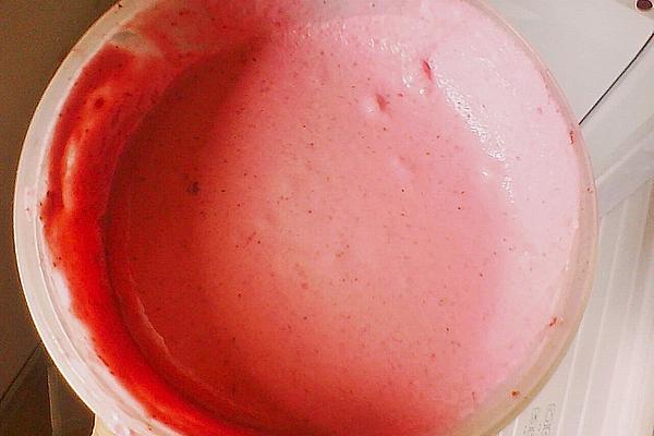 Blitz – Strawberry Ice Cream