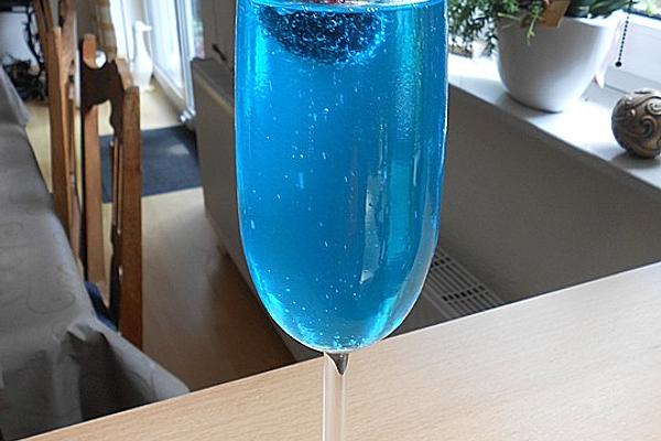 Blue Champagne Diani