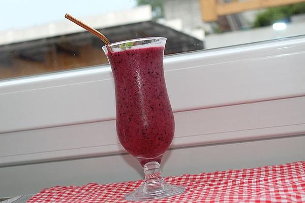 Blueberry and Raspberry Smoothie