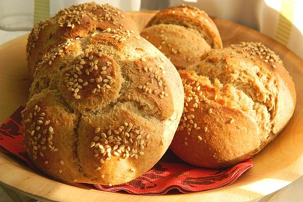 Bread and Rolls with Spelled and Wheat