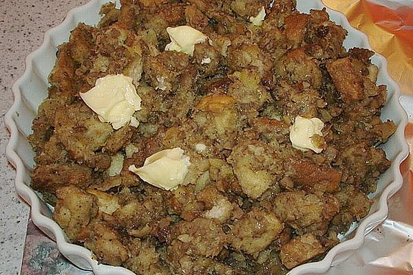 Bread Filling with Apple and Chestnuts
