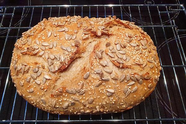 Bread with Sunflower Seeds and Sesame Seeds