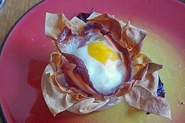 Breakfast Egg in Nest