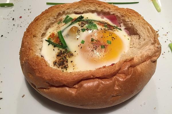 Breakfast Rolls Filled with Ham and Egg