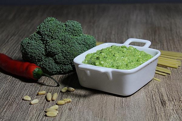 Broccoli and Basil Pesto