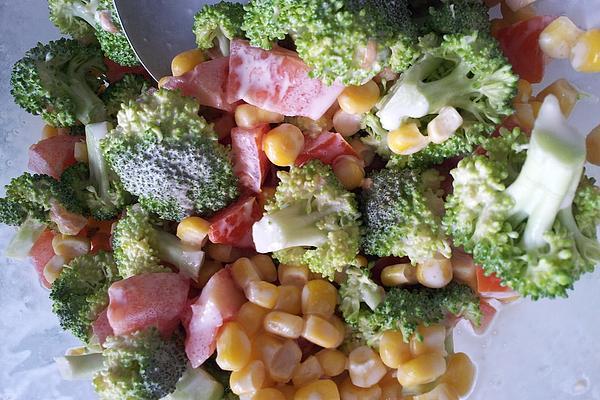 Broccoli and Ham Salad