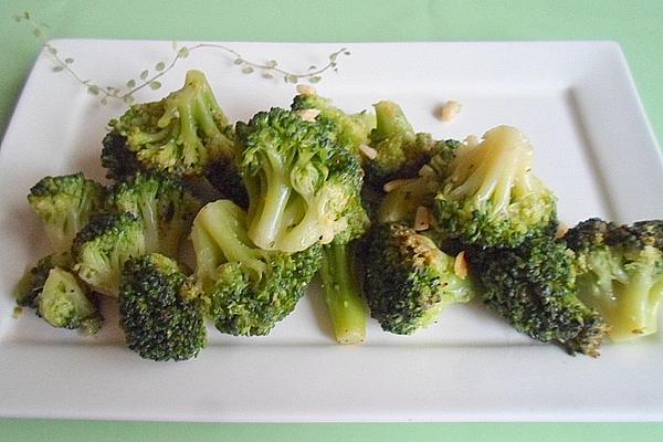 Broccoli with Garlic and Lemon