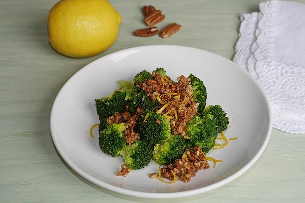Broccoli with Pecan and Panko Crumbs