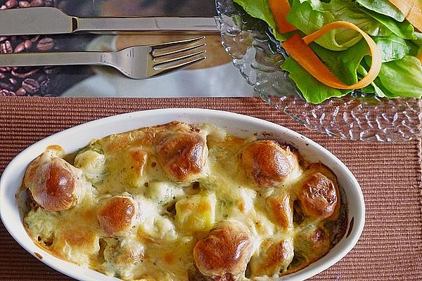 Brussels Sprouts Gratin with Minced Meat Balls