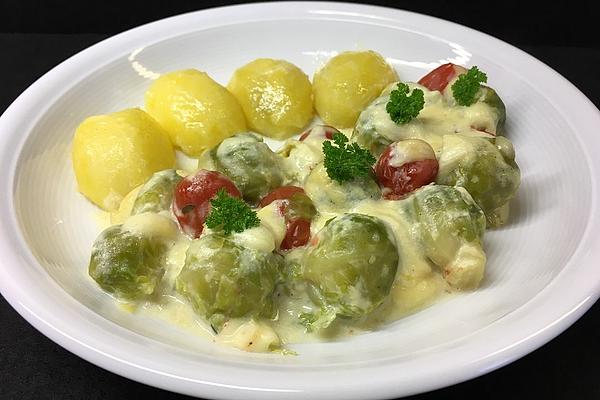 Brussels Sprouts, Gratinated with Tomatoes and Processed Cheese