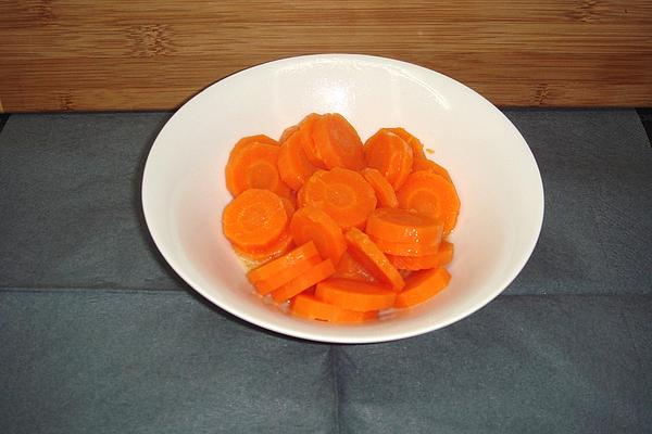 Butter Carrots with Maple Syrup