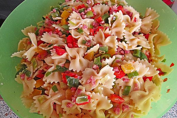 Butterfly Salad with Peppers