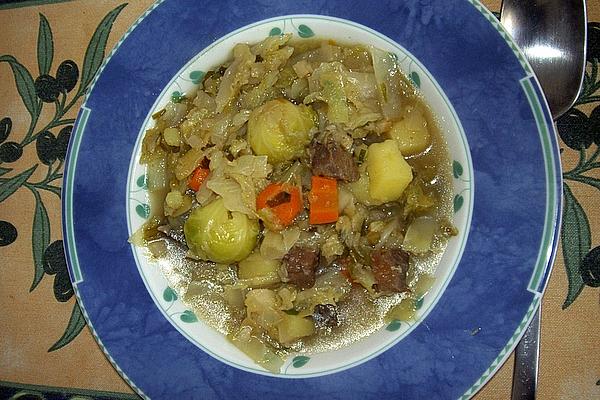 Cabbage Stew Made from Three Types Of Cabbage