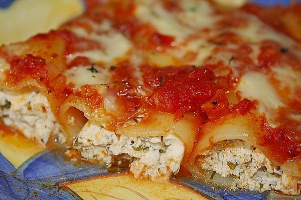 Cannelloni with Herb Quark and Ham