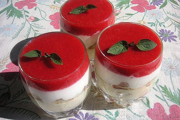 Cantuccini Tiramisu with Strawberry Puree