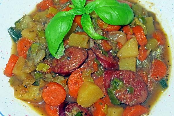 Carrot Stew with Sausage