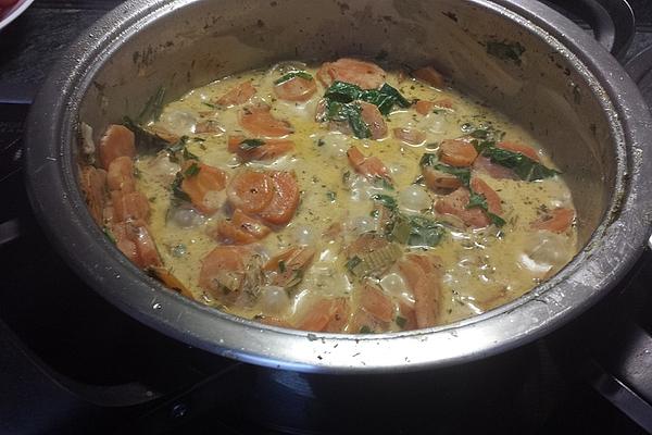 Carrots in Creamy Sour Sauce