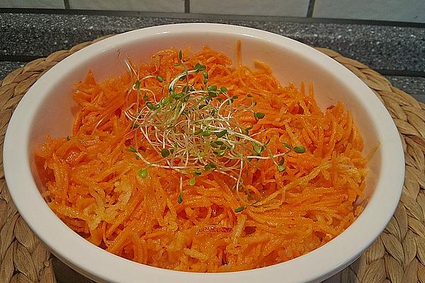 Carrots – Raw Vegetables – Salad