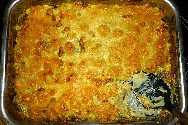Casserole with Sliced ​​beef and Hollandaise Sauce