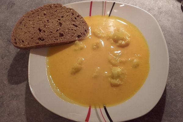 Cauliflower and Pumpkin Soup