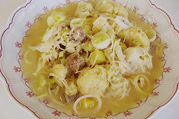 Cauliflower – Minced Meat – Leek – Soup