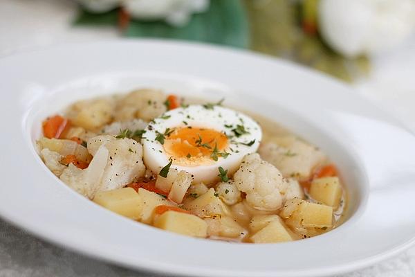 Cauliflower Potato Soup with Egg