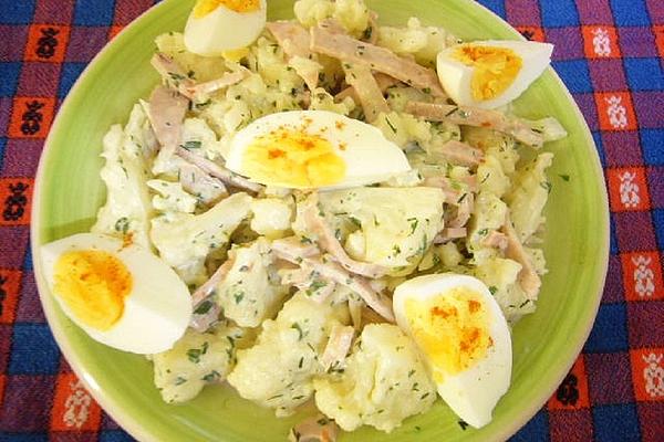 Cauliflower Salad with Egg