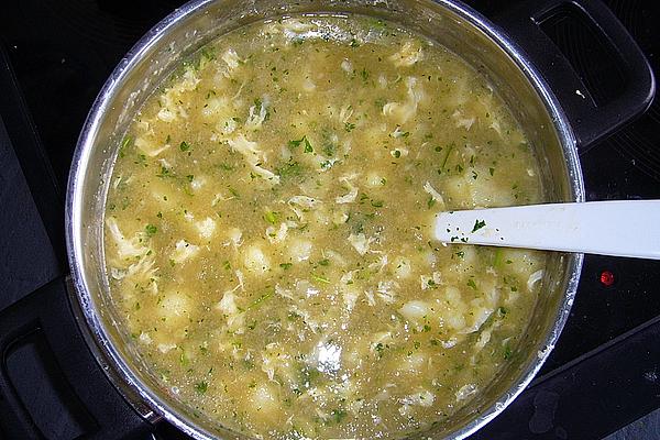 Cauliflower Soup with Semolina Binding