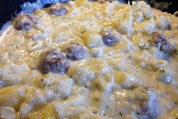 Cauliflower with Meatballs and Potatoes in Light Sauce
