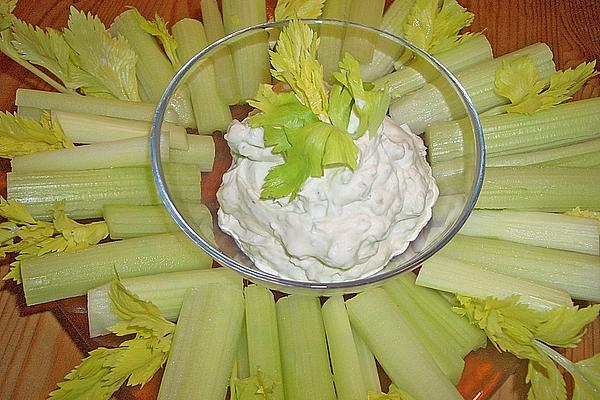 Celery with Cheese