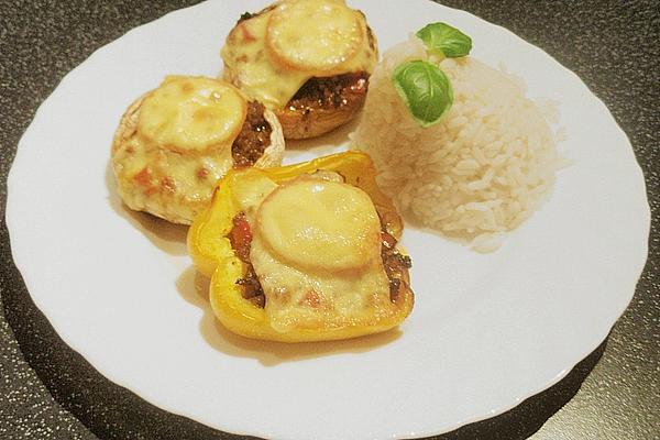 Champiñónes Y Pimientos Rellenos Especiáles