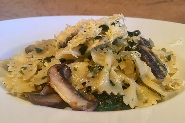 Cheese – Herb – Pasta with Spinach and Mushrooms